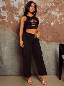 SHEIN SXY Conjunto de top y pantalones de dos piezas para mujer, con estilo boho fashion para festival de música. El top tiene diseño hueco, mangas largas de punto negro, costuras laterales y detalles en el pecho, con efecto desgarrado y sexy, ideal para vacaciones elegantes. Los pantalones tienen cintura alta, varios bolsillos, cintura elástica y diseño holgado de boca larga. - Negro - Ver 3