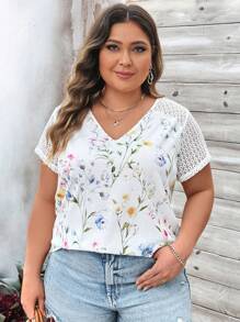 SHEIN LUNE Plus Size Lace Splicing T-Shirt With Floral Patterns - White - View 4