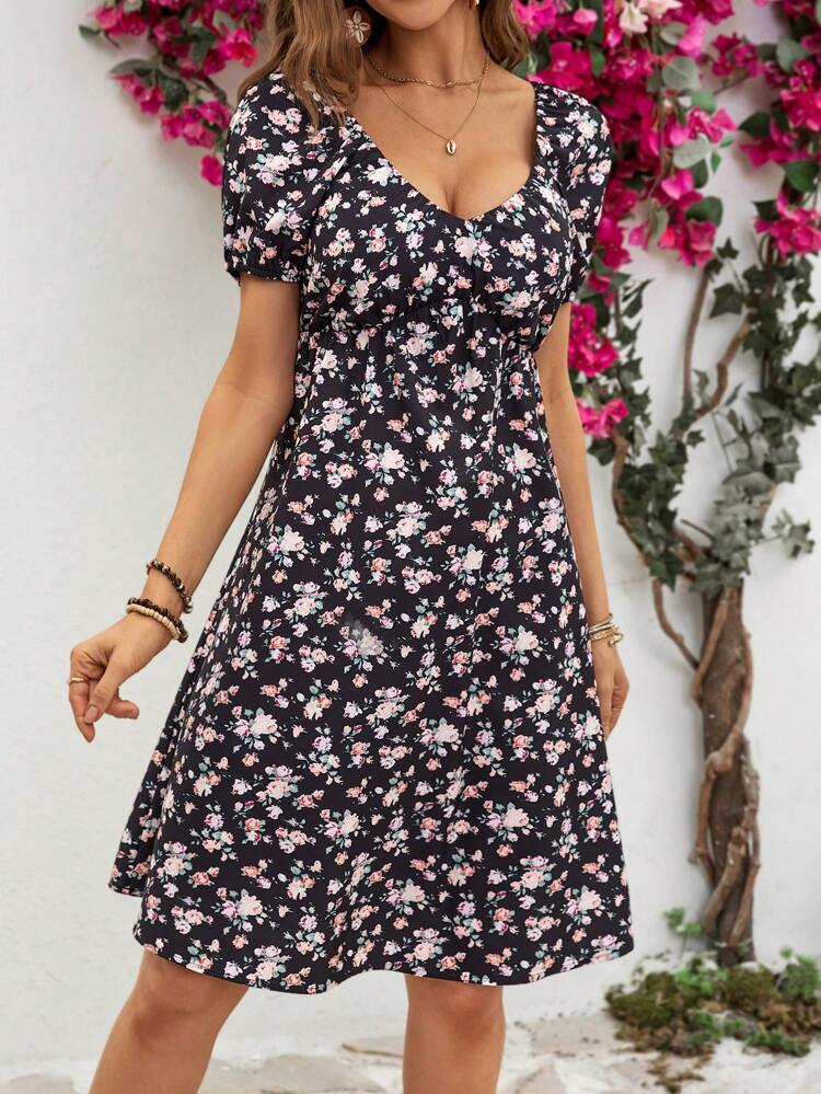 Women's Ditsy Floral Print Cinching Waist Dress