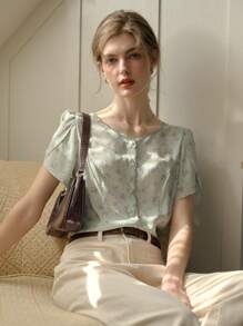 Simple Retro Women's Small Floral Print Button-Down Petal Sleeve Shirt Summer Tops Elegant French Tops - Green - View 7