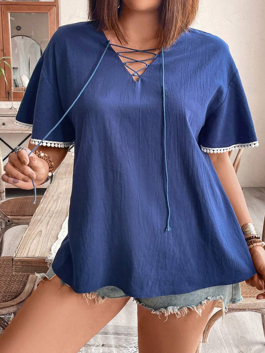 EMERY ROSE Plus Size Women's Lace Patchwork Front Tie Casual Holiday Shirt - Red - View 1