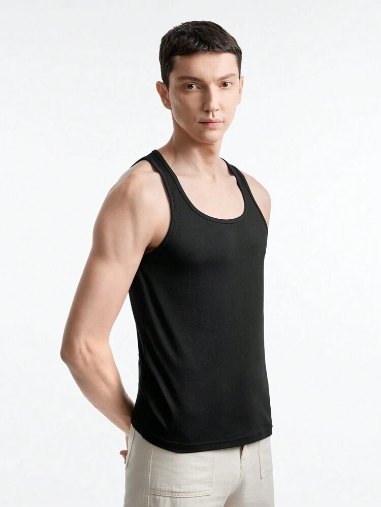 Men's Sleeveless Knitted Tank Top With Round Neck