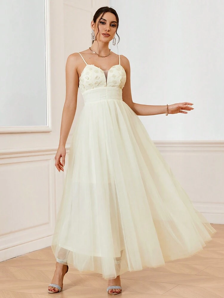 Elegant And Romantic 3d Flower Applique Mesh Bridesmaid Dress
