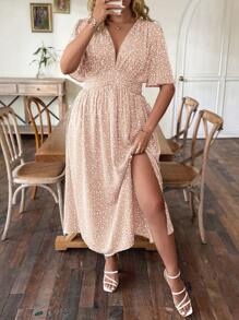 SHEIN Clasi 大碼花卉印花V領收割連身裙，帶開叉和彈性腰帶 - 粉色 - 查看 3