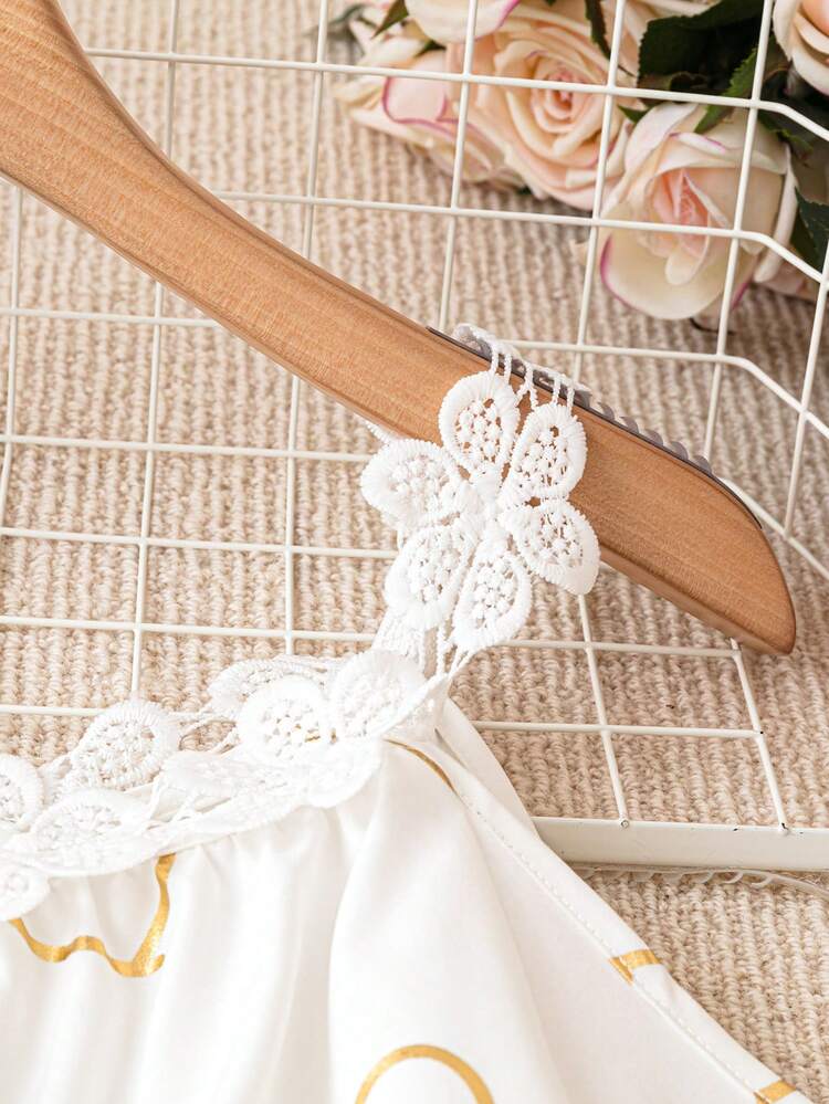 Plus Size Heart Printed Lace Edge Cold Shoulder Blouse