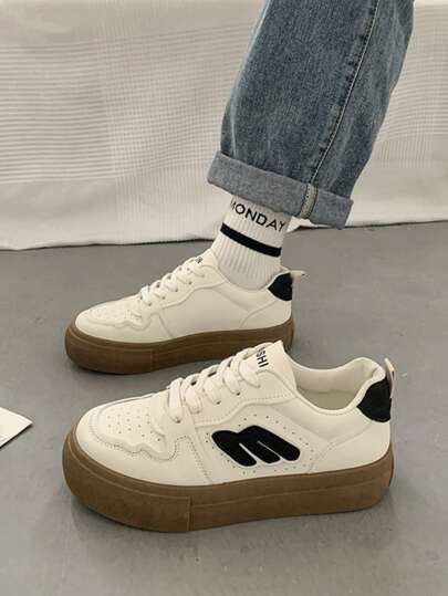 Ladies' Black & White Splicing Student Flat Sneakers, 2024 Spring/Autumn New Style Fashionable All-Match Casual Sports Shoes