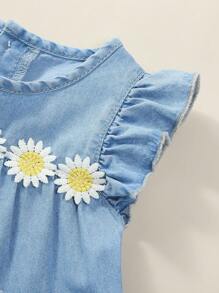 Baby Girl's Adorable And Sweet Lace Edge Cami Denim Dress With Comfortable And Loose Fit - Light Wash - View 3
