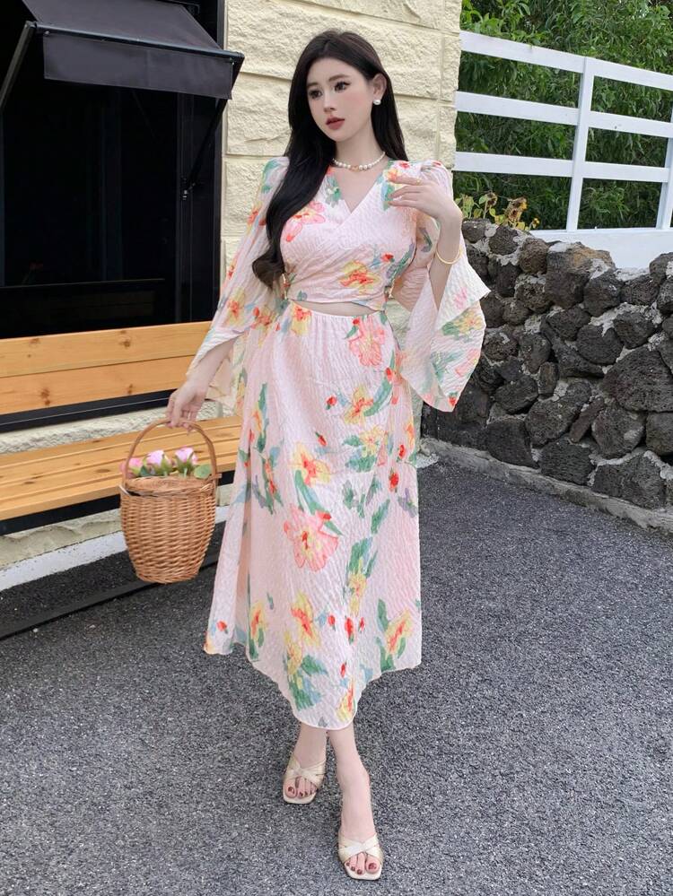 Women's Floral Print Hollow Out Waist Bell Sleeve Dress, Fall Dress Long Sleeve Dress Vacation Outfits Women Easter Dress Boho