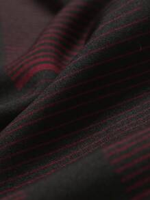 Manfinity Homme Camisa de trabajo gráfica con botones, de manga larga y estampado completo para hombre con ajuste delgado, ideal para su esposo - Multicolor - Ver 6