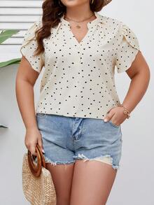 SHEIN Frenchy 加大碼心形印花翻領襯衫,具有花瓣袖 - 杏色 - 查看 3