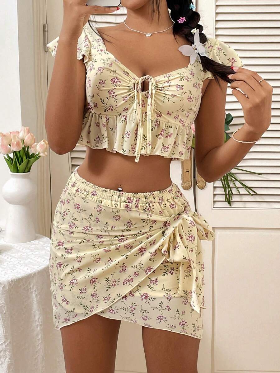 SHEIN Unity Dây rút Xu hướng: Cắt giảm Hoa Áo & Váy quấn Bộ - Màu vàng - Xem 1