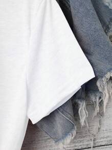 SHEIN Plus Size Solid Color Round Neck Short Sleeve T-Shirt - White - View 3