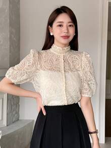 DAZY 蕾絲針織花卉設計泡泡袖上衣 - 米色 - 查看 3