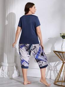 Plus Solid Tee & Paisley Scarf Print Trousers PJ Set - Multicolor - View 2