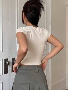 DAZY Của phụ nữ Ngắn tay In thư Quần skinny Thon gọn Áo thun - Màu be - Xem 4