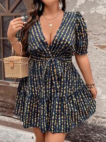 SHEIN Clasi Đầm có thắt lưng cổ chữ V sâu in hoa có kích thước lớn - màu đen - Xem 4