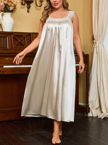 Plus Size Long Sleep Dress Pajama Dress With Collar Floral Design In Imitation Silk - Champagne - View 4