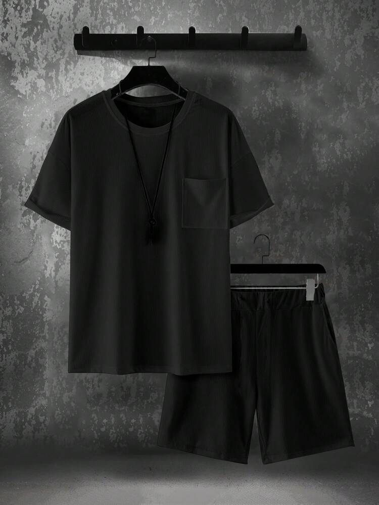 Men's Plus Size Solid Color Round Neck Short Sleeve T-Shirt And Shorts Set