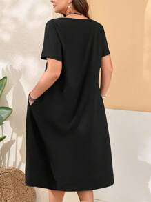 EMERY ROSE 大尺碼女士鬆身紐扣短袖圓領綠色連衣裙,側開叉設計適用於春季穿著