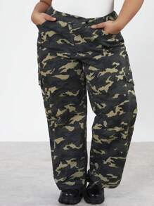 Forever 21 Plus Size Women's Camouflage Cargo Pants - Multicolor - View 4