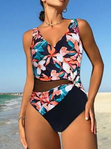 SHEIN Swim Summer Floral Patchwork Print One-Piece Swimsuit With V-Neck