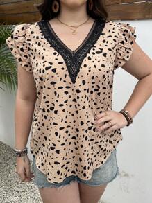 EMERY ROSE Blusa De Talla Grande Con Estampado De Leopardo Y Encaje De Remiendo - Caqui - Ver 1