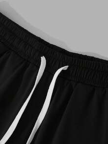 NITAGUT 男士標語小熊圖案休閒短袖t卹+短褲套裝 - 黑色 - 查看 5