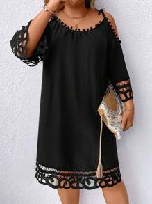 SHEIN Clasi Vestido Midi De Talla Grande Con Hombros Descubiertos Y Panel De Encaje Con Cuello Transparente - Negro - Ver 1