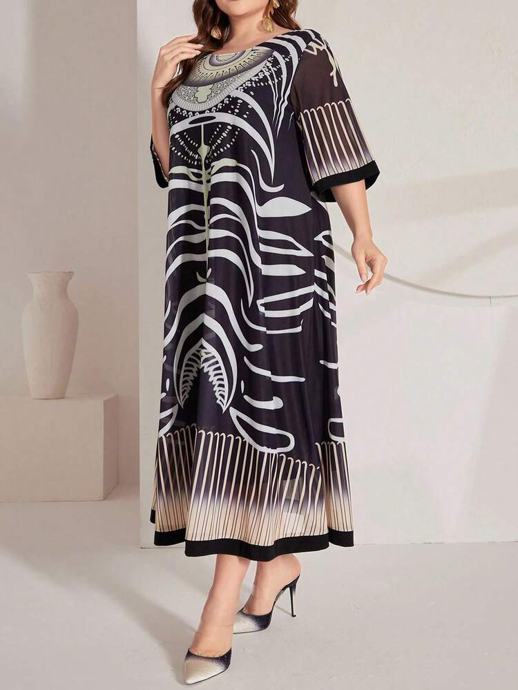 Plus Size Women's Striped Crew Neck Dress
