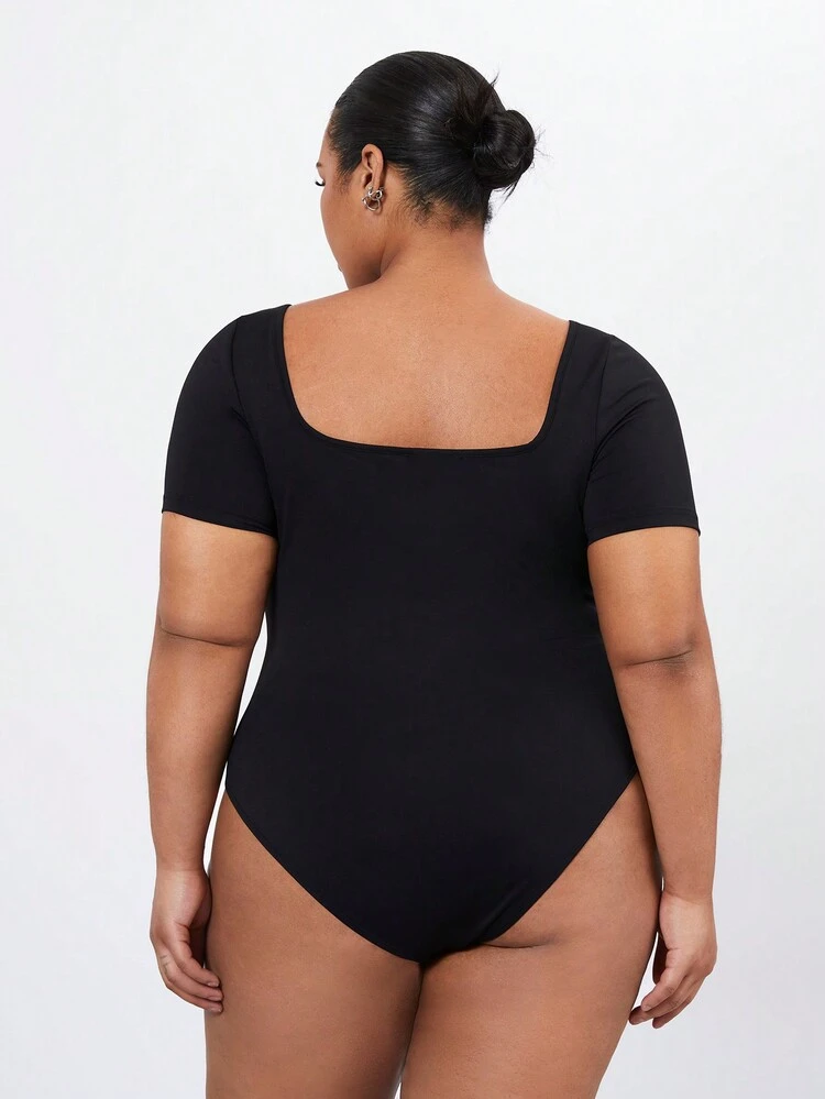 Plus Size Slim Fit Square Neck Letter Printed Bodysuit
