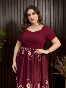 Mulvari Váy chữ A in hoa cỡ lớn màu đỏ tía có eo thắt và cổ khoét sâu - Màu Đỏ Sâu - Xem 3