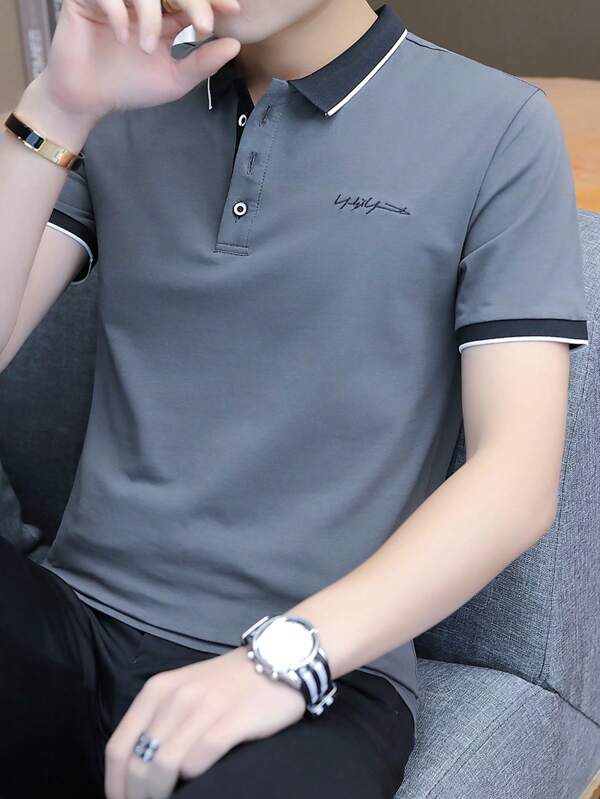 Chemise Polo Bleue Pour Homme Pour L'été