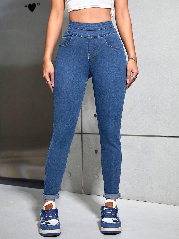 Slim Fit Jeans With Slanted Pockets For Casual Wear