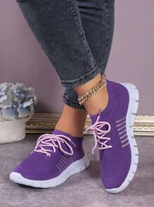 Women's Outdoor Running Shoes With Front Lace, Fashionable & Comfortable Minimalist Design Sports Shoes