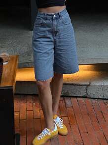 DAZY Shorts de mezclilla sueltos de unicolor de felpa para mujer, ropa de vuelta a la escuela
