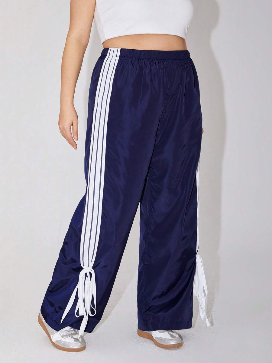 SHEIN Qutie 大碼條紋拼接側開叉蝴蝶結裝飾可愛運動休閒長褲 - 藏蓝色 - 查看 1
