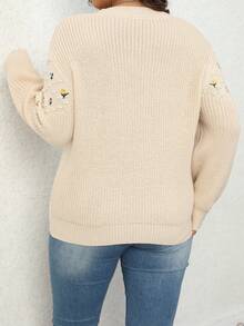 SHEIN LUNE 大尺碼花卉刺繡圓領毛衣 - 杏色 - 查看 2