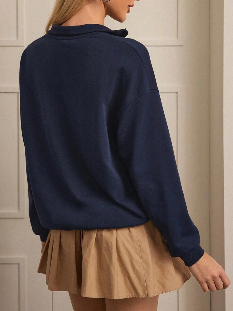Women's Letter Printed Kangaroo Pocket Drop Shoulder Sweatshirt