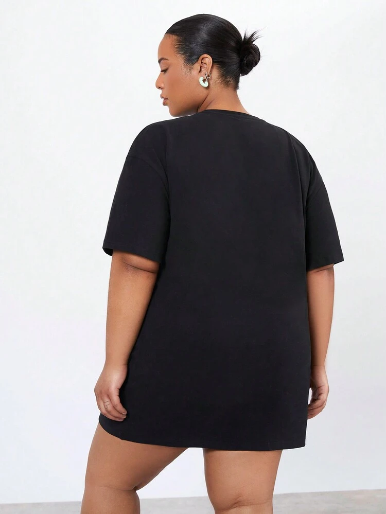 Plus Size Women's Letter & Flame Printed Short Sleeve Round Neck Dress