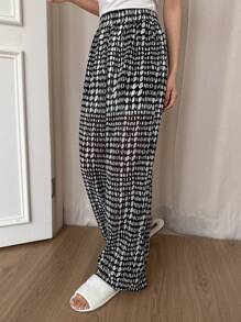 DAZY Loose Printed Lounge Pants With Simple Design - Black - View 4