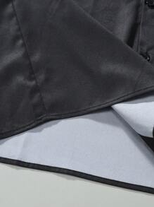 Manfinity Campus Court Áo sơ mi nam tay ngắn cài nút có in chữ, làm quà tặng cho bạn trai, áo sơ mi trở lại trường - màu đen - Xem 6