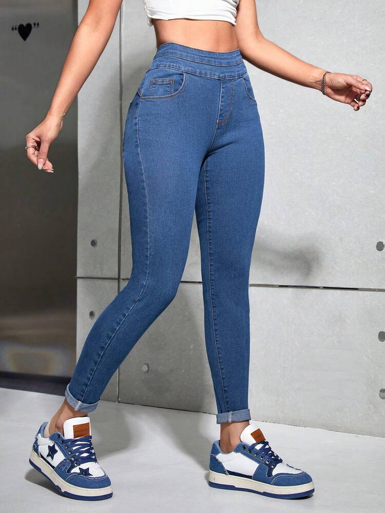 Slim Fit Jeans With Slanted Pockets For Casual Wear