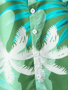 SHEIN Conjunto de ropa de primavera / verano en estilo country para niños jóvenes con camisa de manga corta y pantalones cortos con estampado de hojas tropicales (2 piezas) - Verde - Ver 6