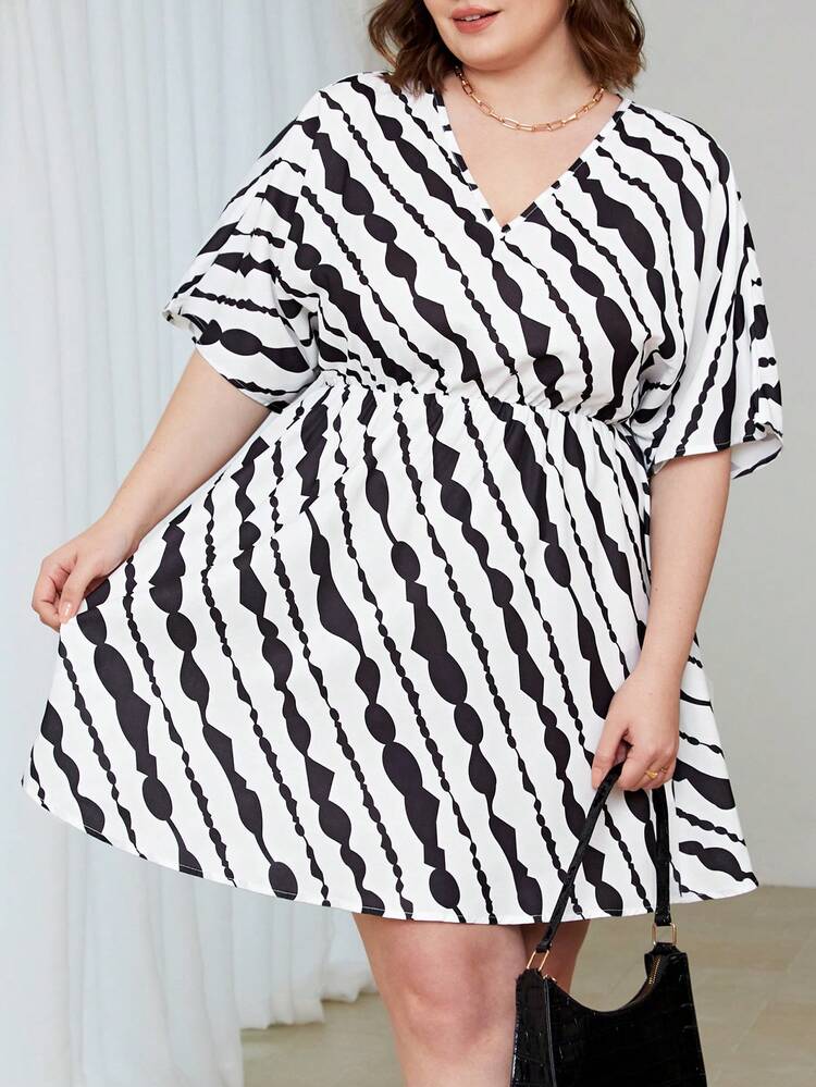Plus Size Color Block V-Neck A-Line Dress