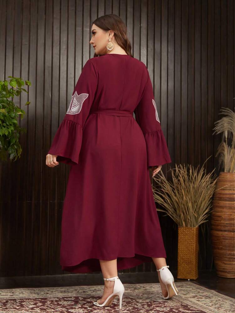 Burgundy Red Plus Size Embroidered Detail Round Neck Bell Sleeve Dress Kaftan Jalabiya Dress
