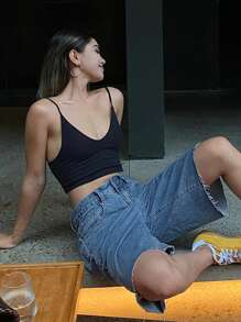 DAZY Shorts de mezclilla sueltos de unicolor de felpa para mujer, ropa de vuelta a la escuela