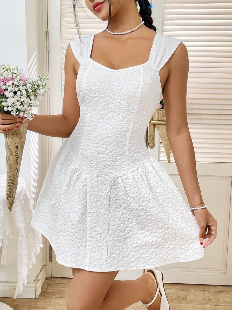 White Textured Sweetheart Neckline Dress With Cinched Waist