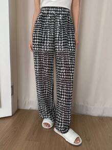 DAZY Loose Printed Lounge Pants With Simple Design - Black - View 6