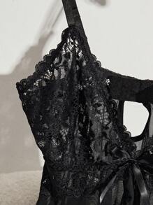 Seduluxe فستان ملابس داخلية مثيرة بحمالة من الدانتيل والشبك مع سروال جي-سترينج - الأسود - مشاهدة 3