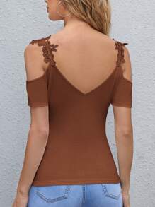 SHEIN Clasi Gầy Vai lạnh Đèn treo tường Mùa Xuân Áo thun - màu nâu - Xem 2